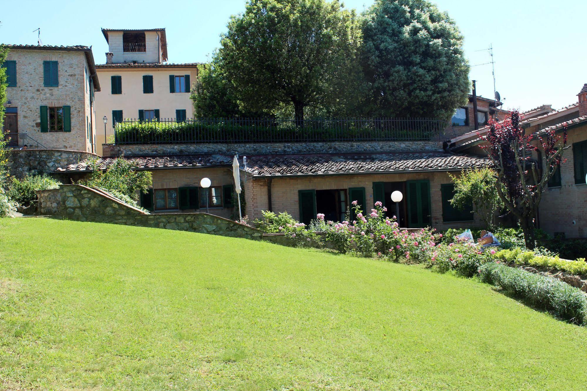 Villa Agostoli Siena Luaran gambar
